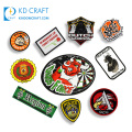 Chine en gros personnalisé fer tissé sur badges tissu lettre marque grand 3d unique patchs brodés personnalisés pour vêtements